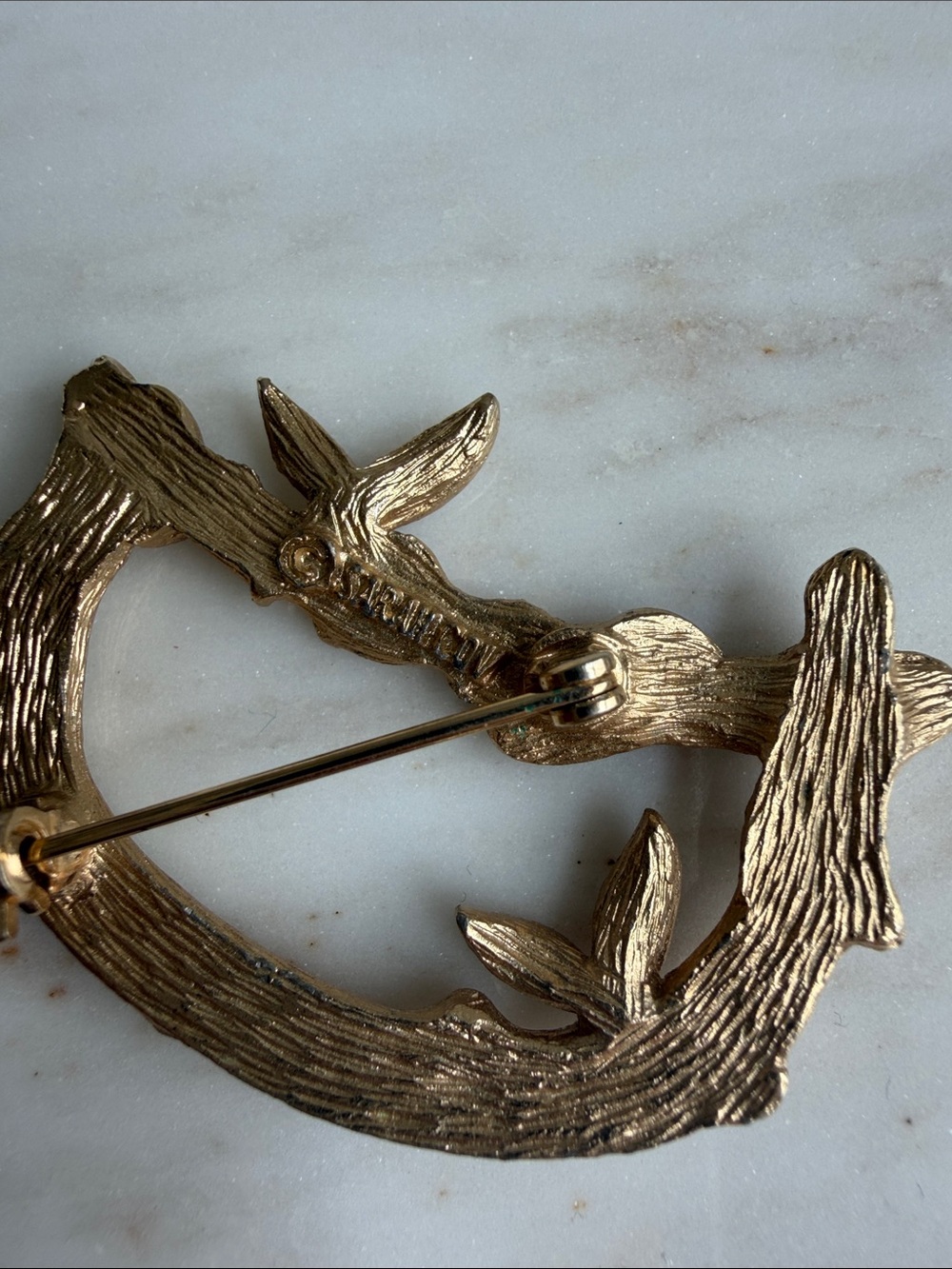 Vintage Sarah Coventry Monogram “D” Gold Branch & Leaf Brooch- Whimsical - Picture 5 of 6